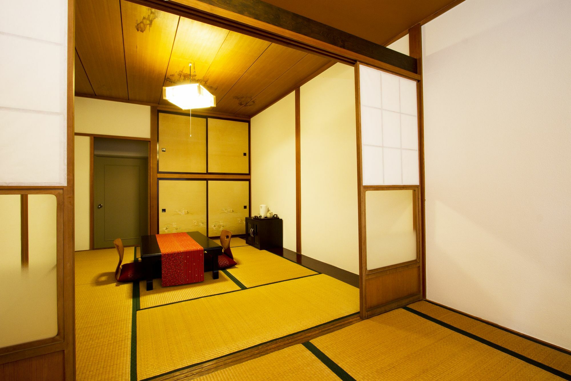 Guesthouse Fujinokura Kawaguchiko Ekimaeten Фудзі-Каваґутіко Екстер'єр фото